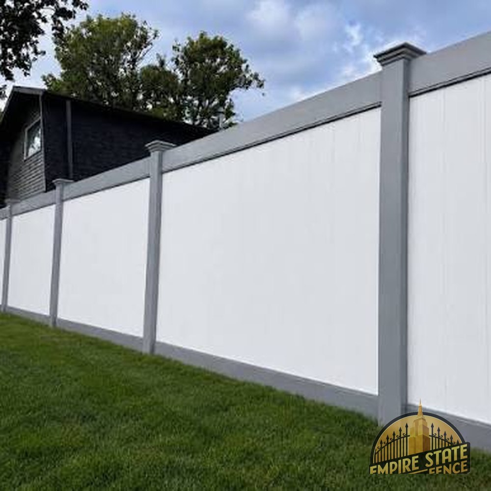Horizontal and specialty fence